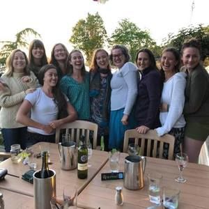 Meet your Posher, Caitlin